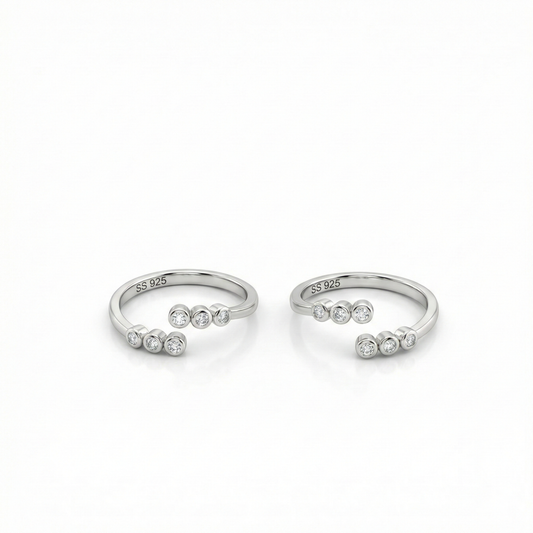 Vartika shine silver toe rings  for women