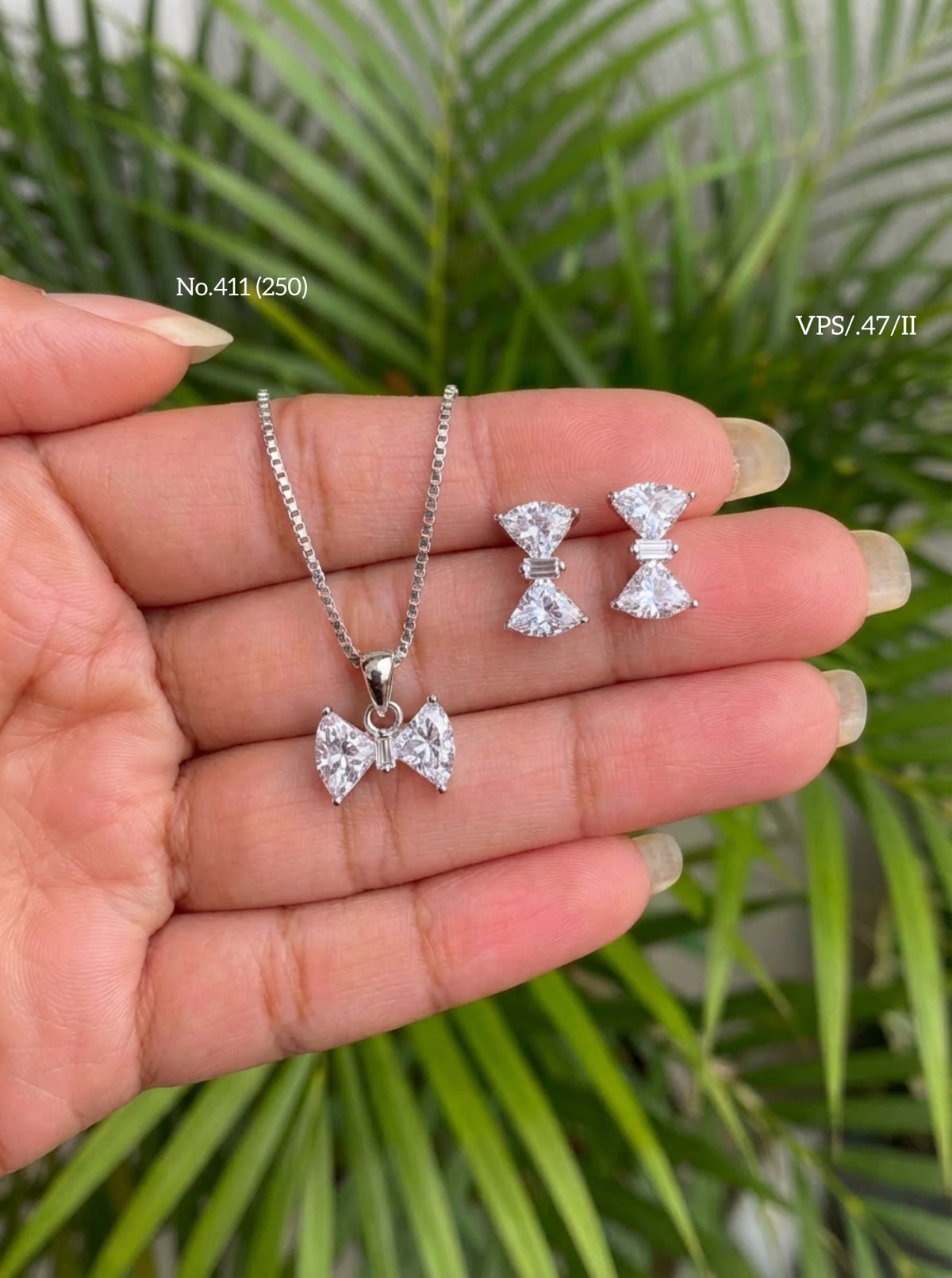 Bow charm silver pendant set for women