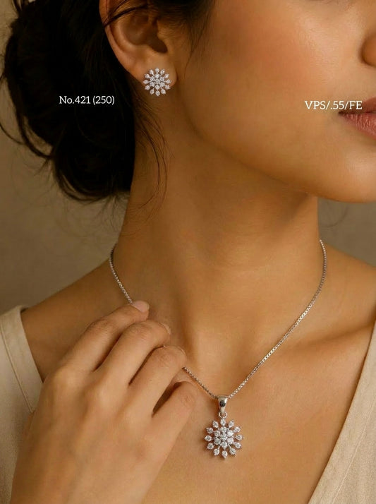 Daisy spark silver pendant set for women