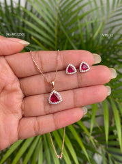 Garnet glow silver pendant set for women