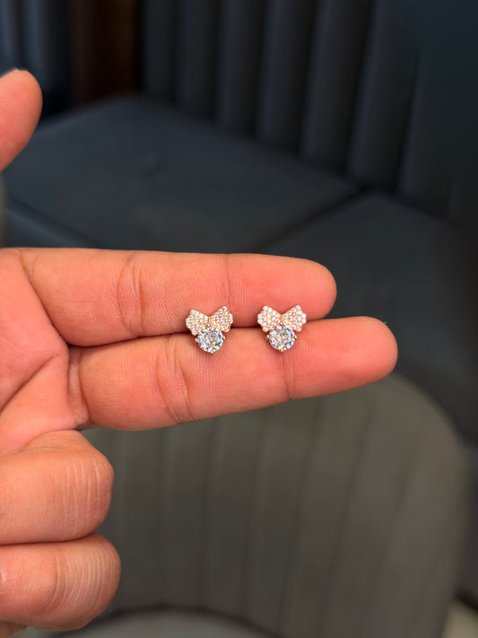 Ritu sparkle silver stud