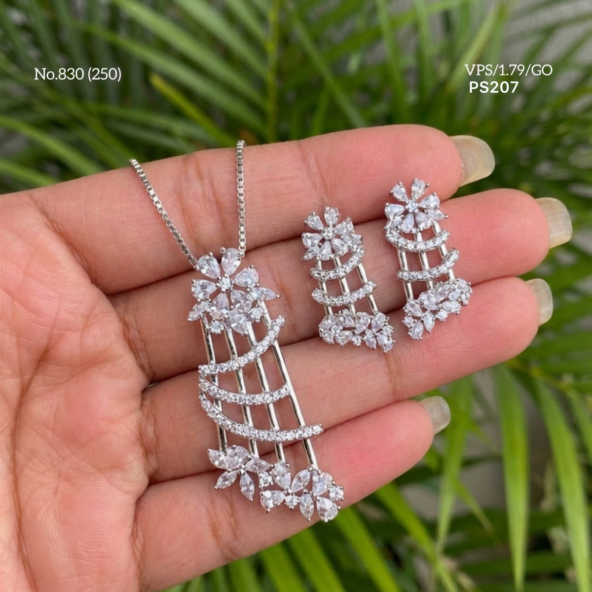 White harmony spark silver pendant set for women