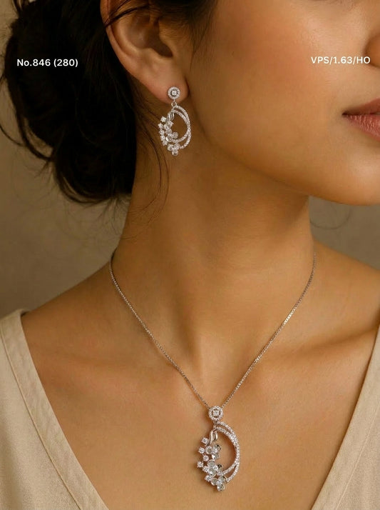 Crysta ivy silver pendant set for women