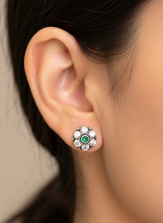 Vintage bloom silver stud