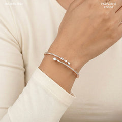 Lustre line silver kada for women