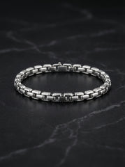 Viraaj men’s silver bracelet