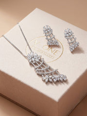 White harmony spark silver pendant set for women