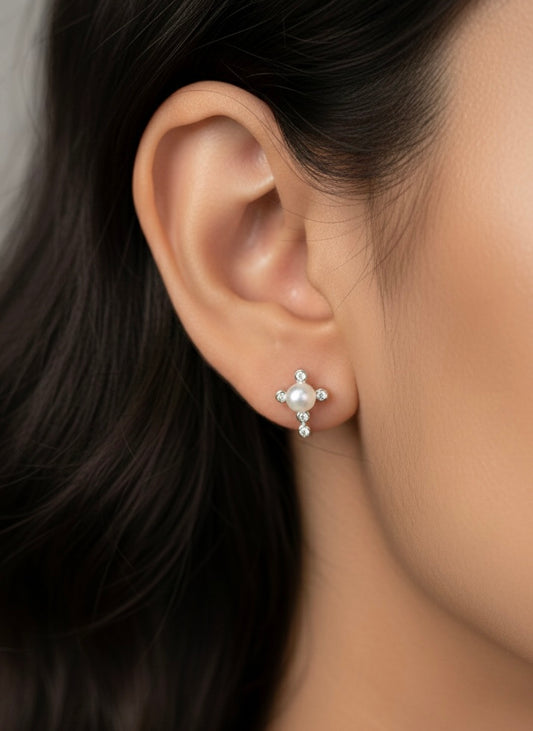 Tiny pearls silver studs