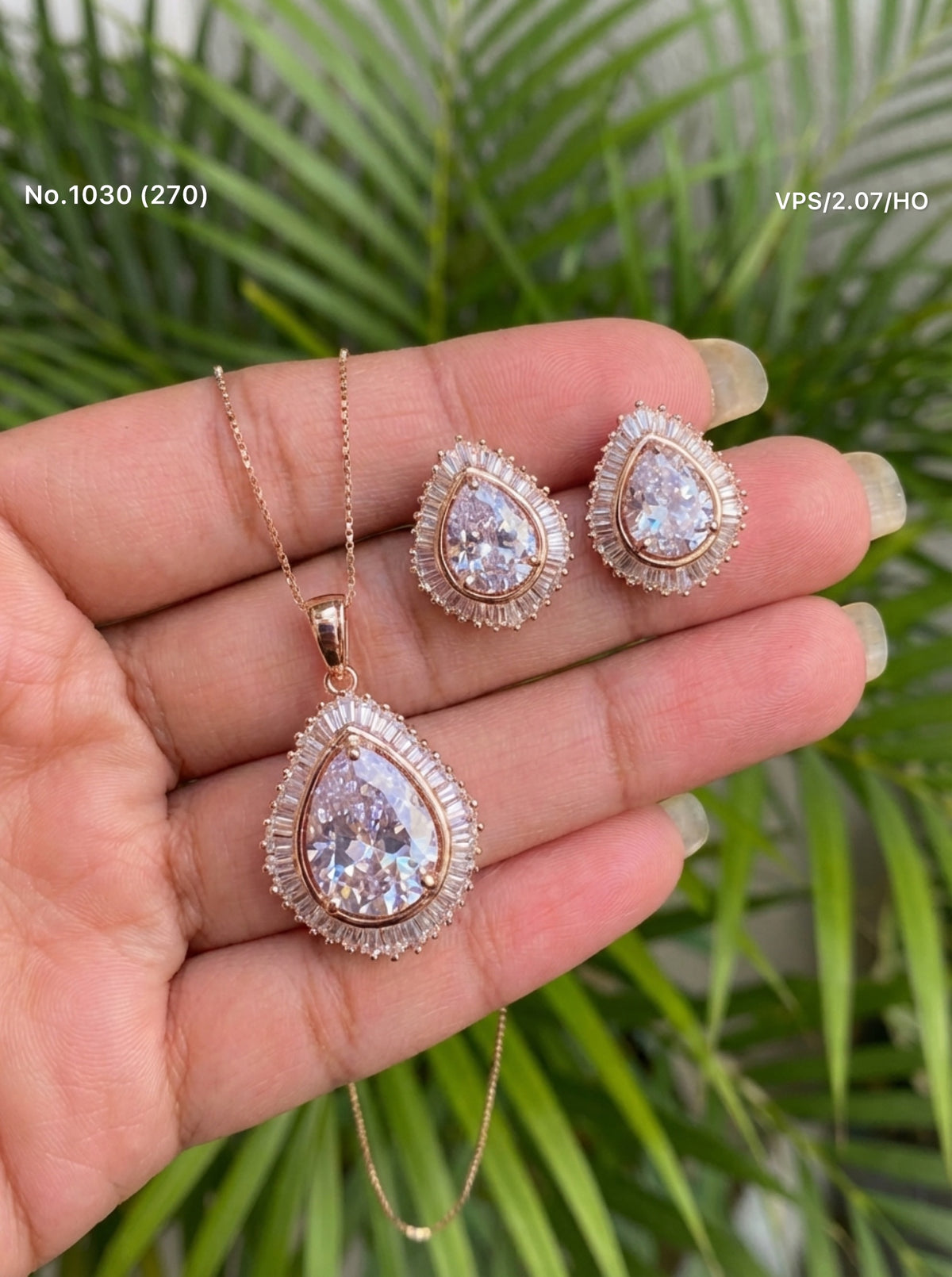 Charming glow silver pendant set for women