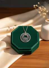 Interlocking circle silver chain pendant