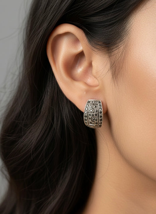Neo silver stud