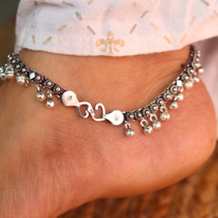 Vintage Floral Ghungru Silver Payal