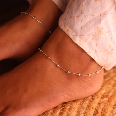 Graceful Silver Ball Beads Women Payal