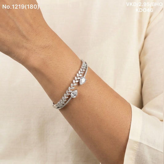 Heavenly silver kada for women