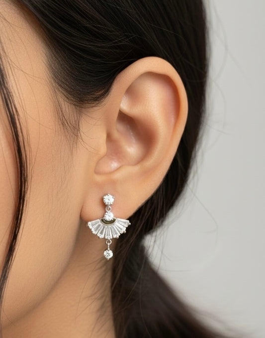 Angular glow silver earrings