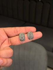Neo silver stud