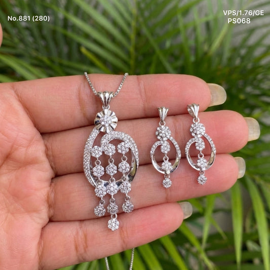 Diamond bloom silver pendant set for women