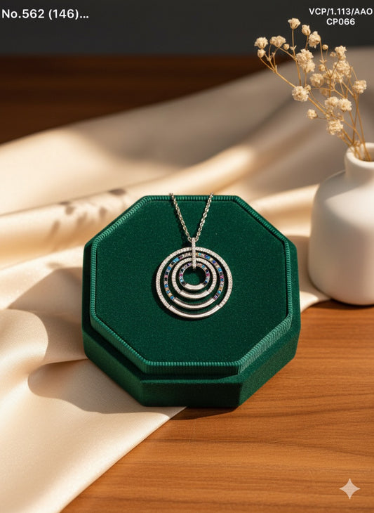 Interlocking circle silver chain pendant