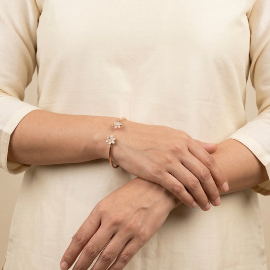 Petal spark silver kada for women