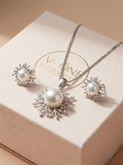 Pearl diamond crest silver pendant set for women