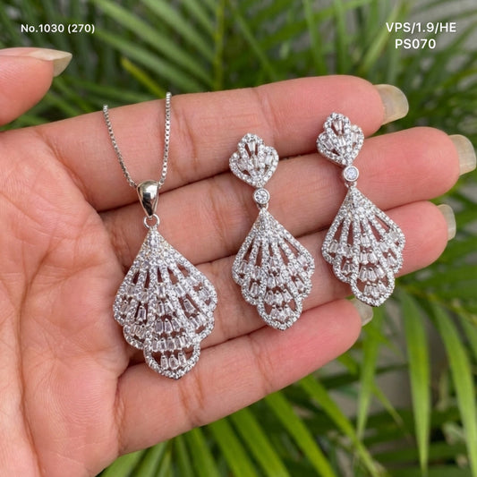 Diamond shine silver pendant set for women