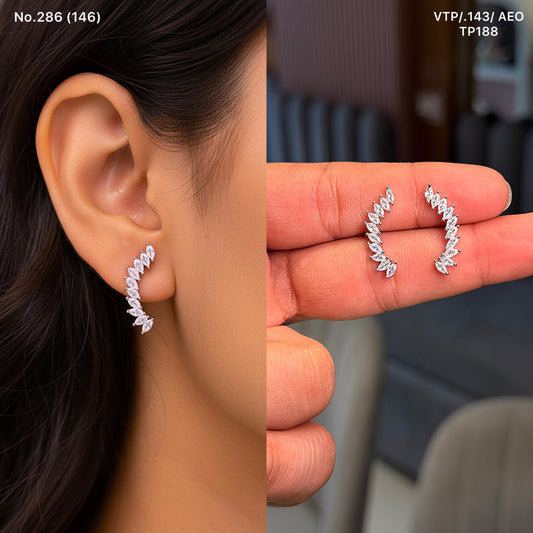 Snow dew silver stud