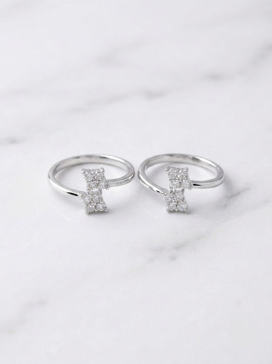 Silver Twin Square Toe Ring for women