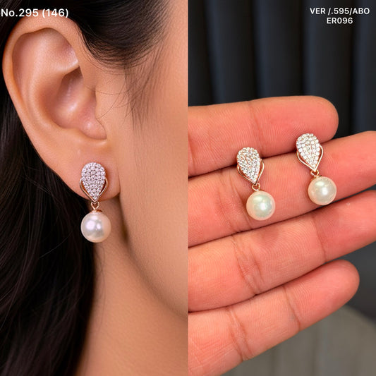 Frosted pearl silver earrings