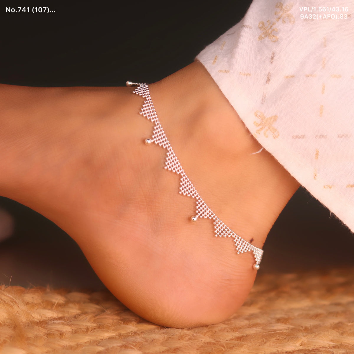 Triella Silver Payal for Women