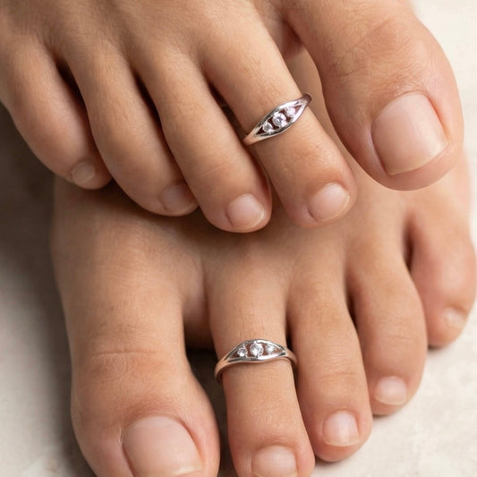 White charm silver toerings