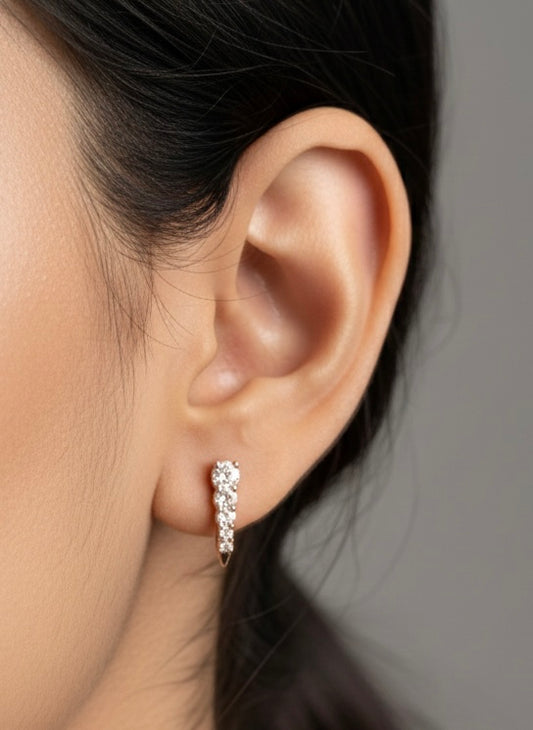 Kora shine silver stud
