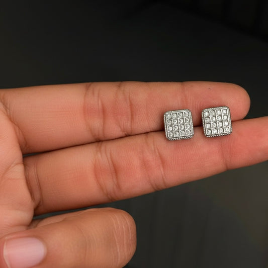 Avni Spark silver Stud