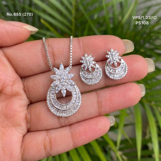 Stardust elegance silver pendant set for women