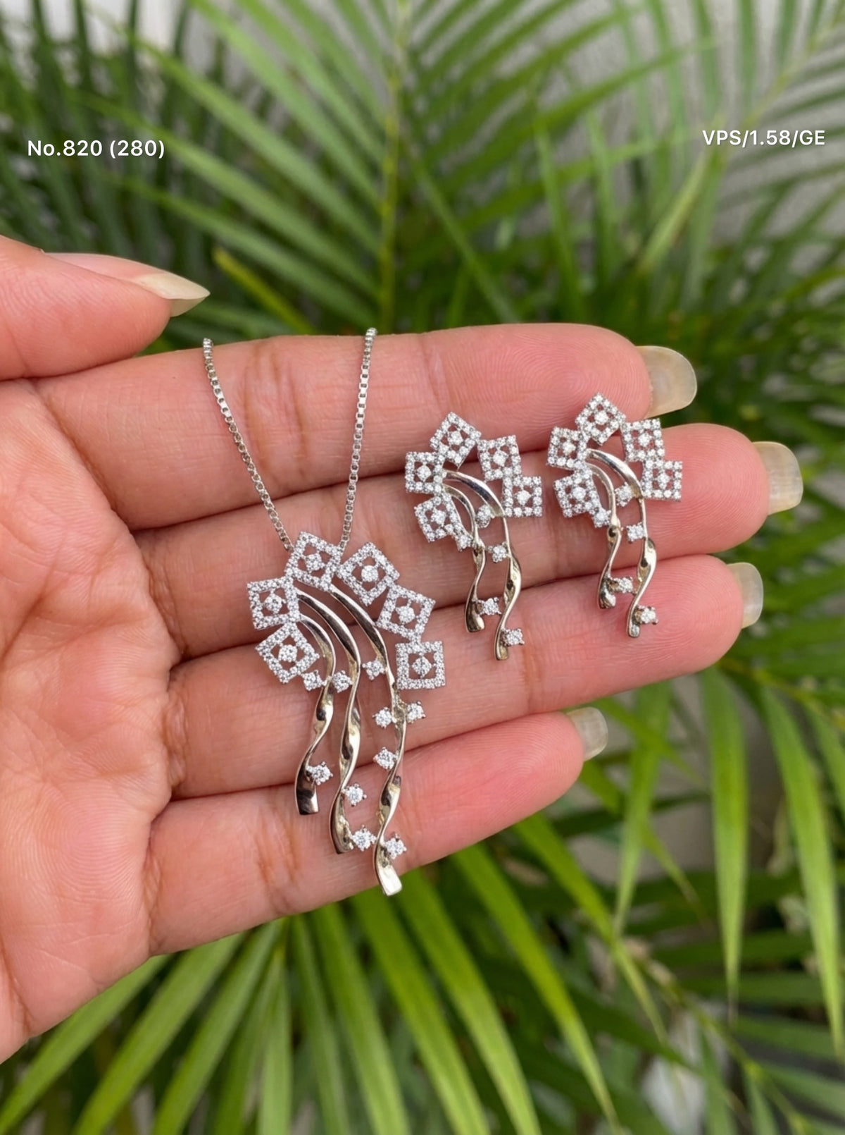 Heavenshine silver pendant set for women