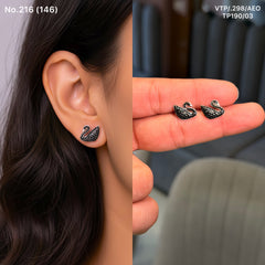 Amethyst swan silver stud