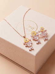 Bloom aura silver pendant set for women