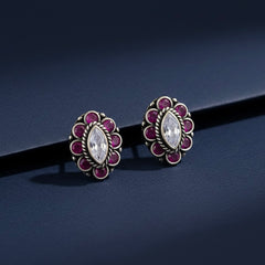 Antique petal silver stud